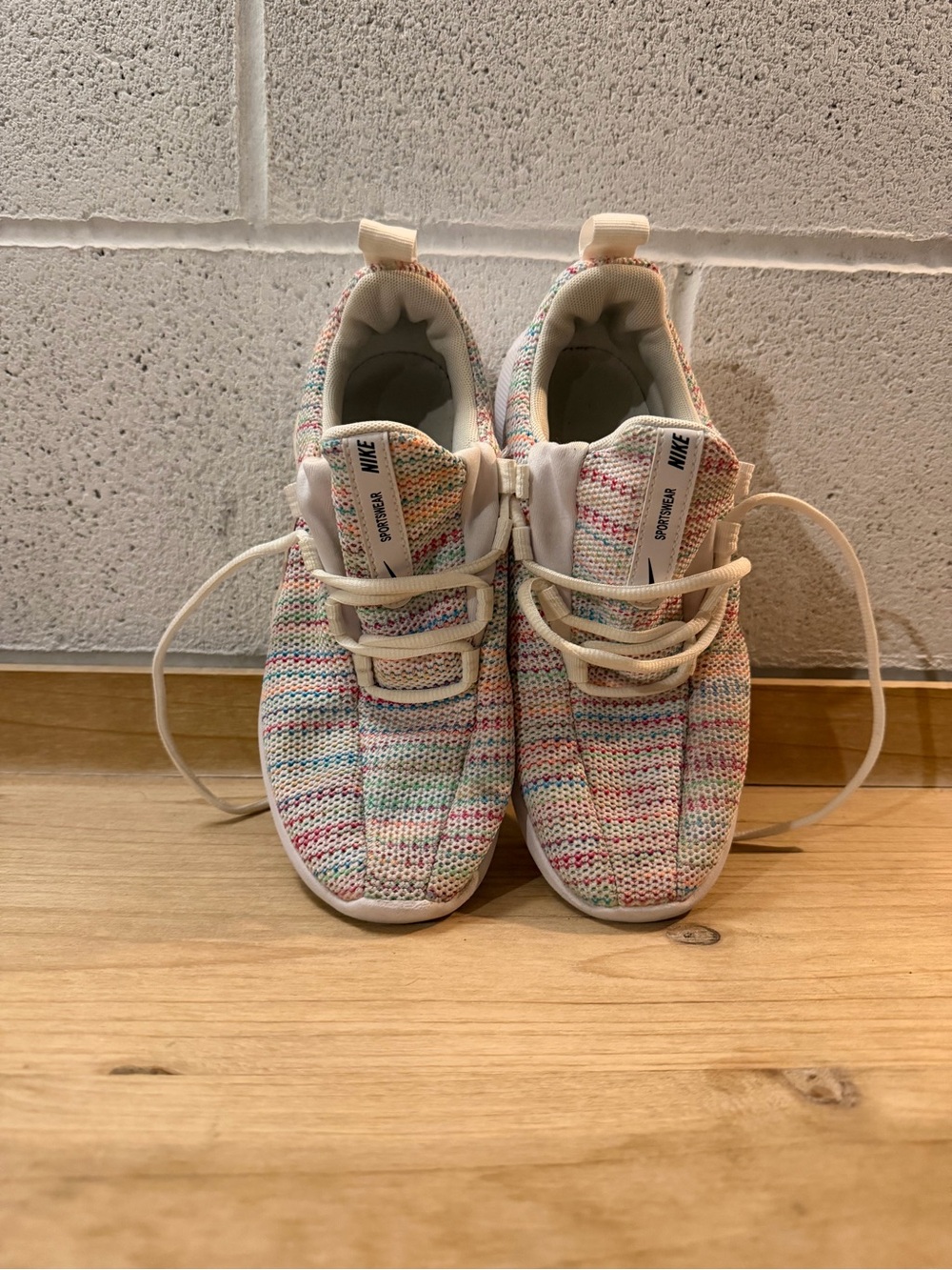 Nike Sportswear City Loop "Multicolor" – Youth 5.5Y / Women’s 7